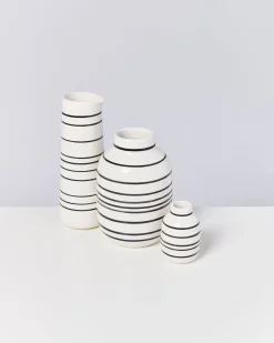 New Motel a Miio Nuno Vase M - Black & White Striped schwarz weiß